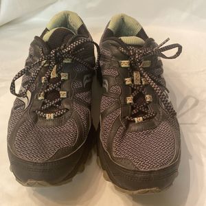 Saucony Womens Grid Excursion TR11 Gray Black Green Running Shoes SIZE 10w